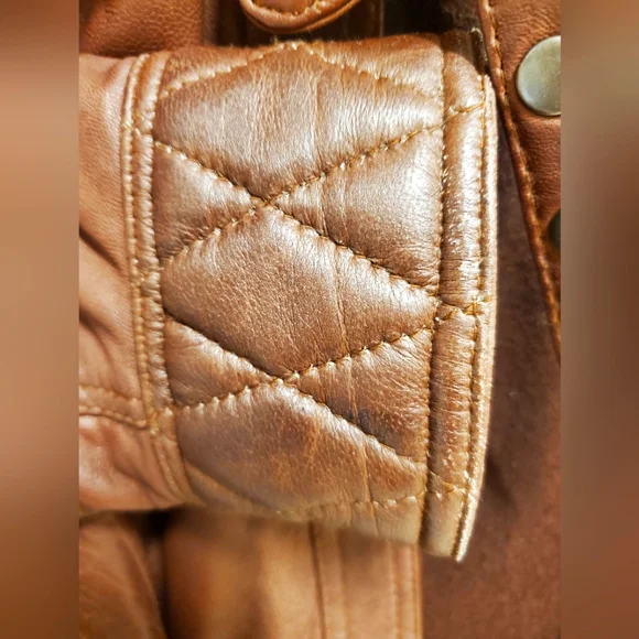 Cropped leather moto jacket - Picture 5 of 5